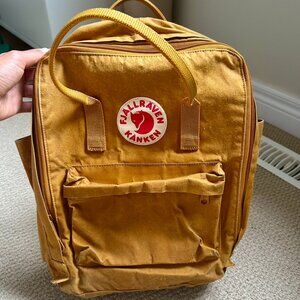 Acorn Fjallraven Kanken Backpack Unisex